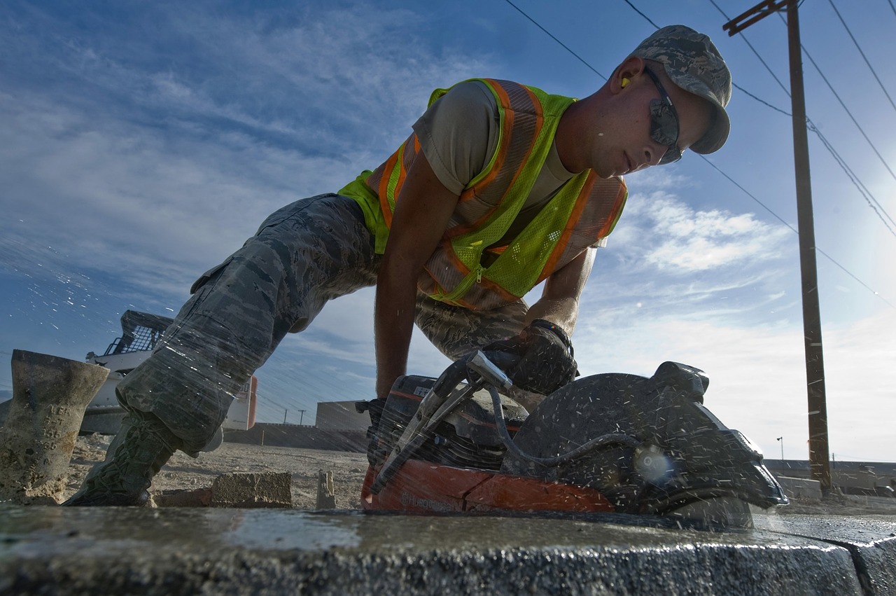 Survey Says Canadian Firms Face Worker Shortage